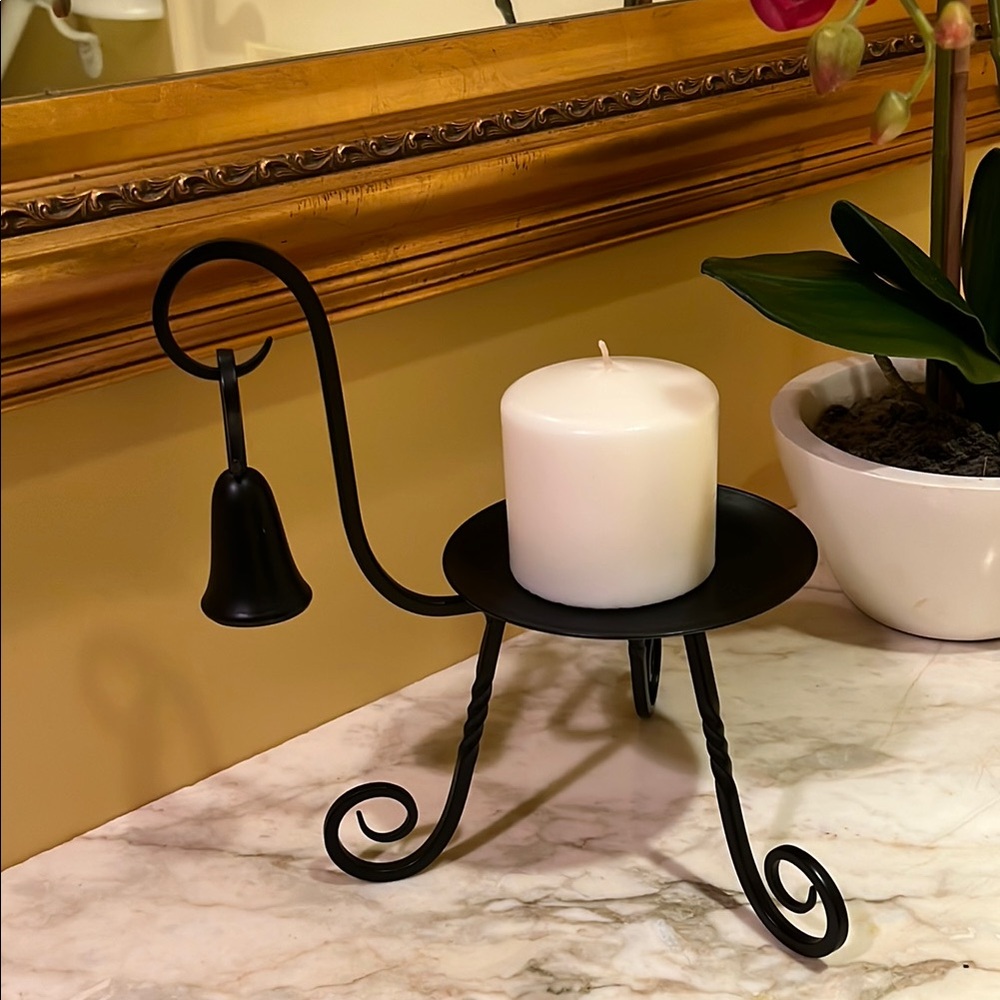 Elegant Black Metal Candle Holder